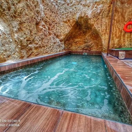 Town House With Private Pool In Village Centre Kalkara Extérieur photo