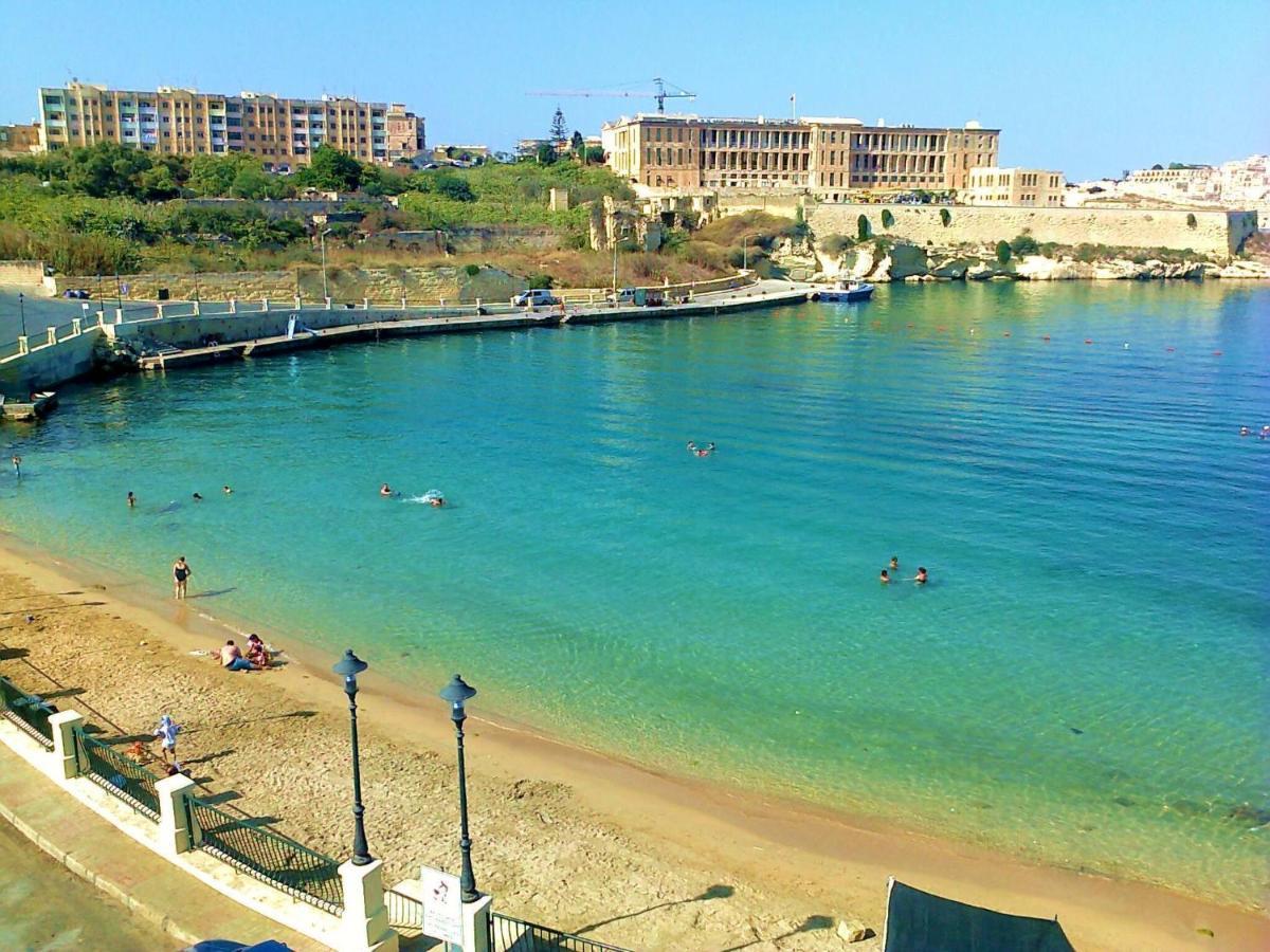 Town House With Private Pool In Village Centre Kalkara Extérieur photo