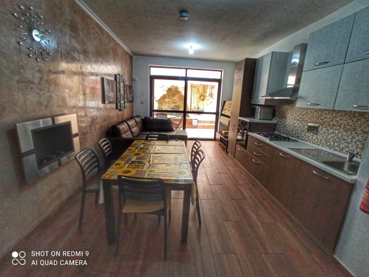 Town House With Private Pool In Village Centre Kalkara Extérieur photo